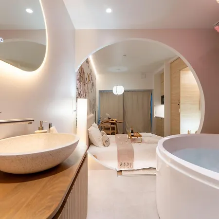 Naïkan, Balneo&atmosphère Zen Japonaise Apartment *